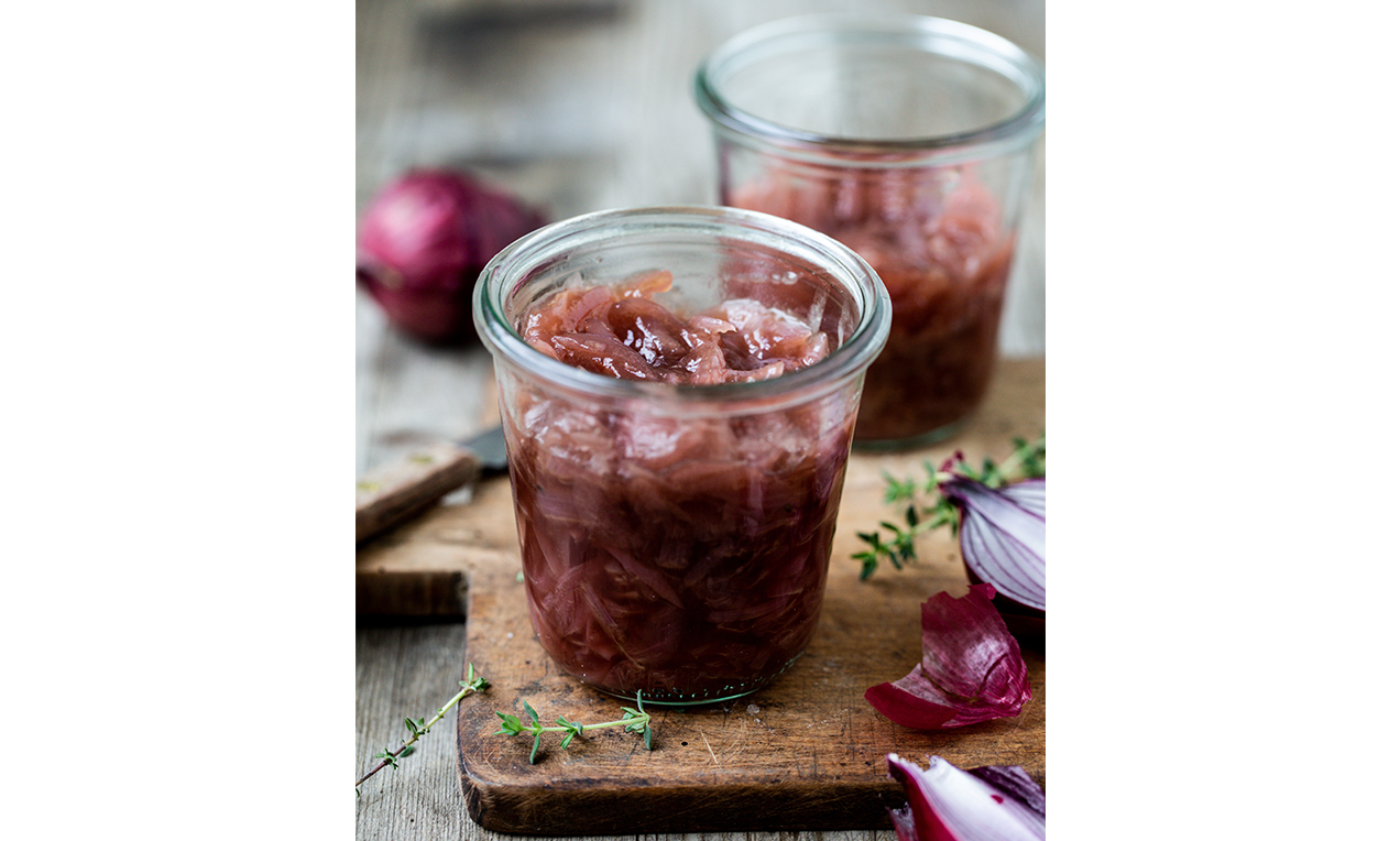 Rote Zwiebelkonfitüre Rezept | Dr. Oetker