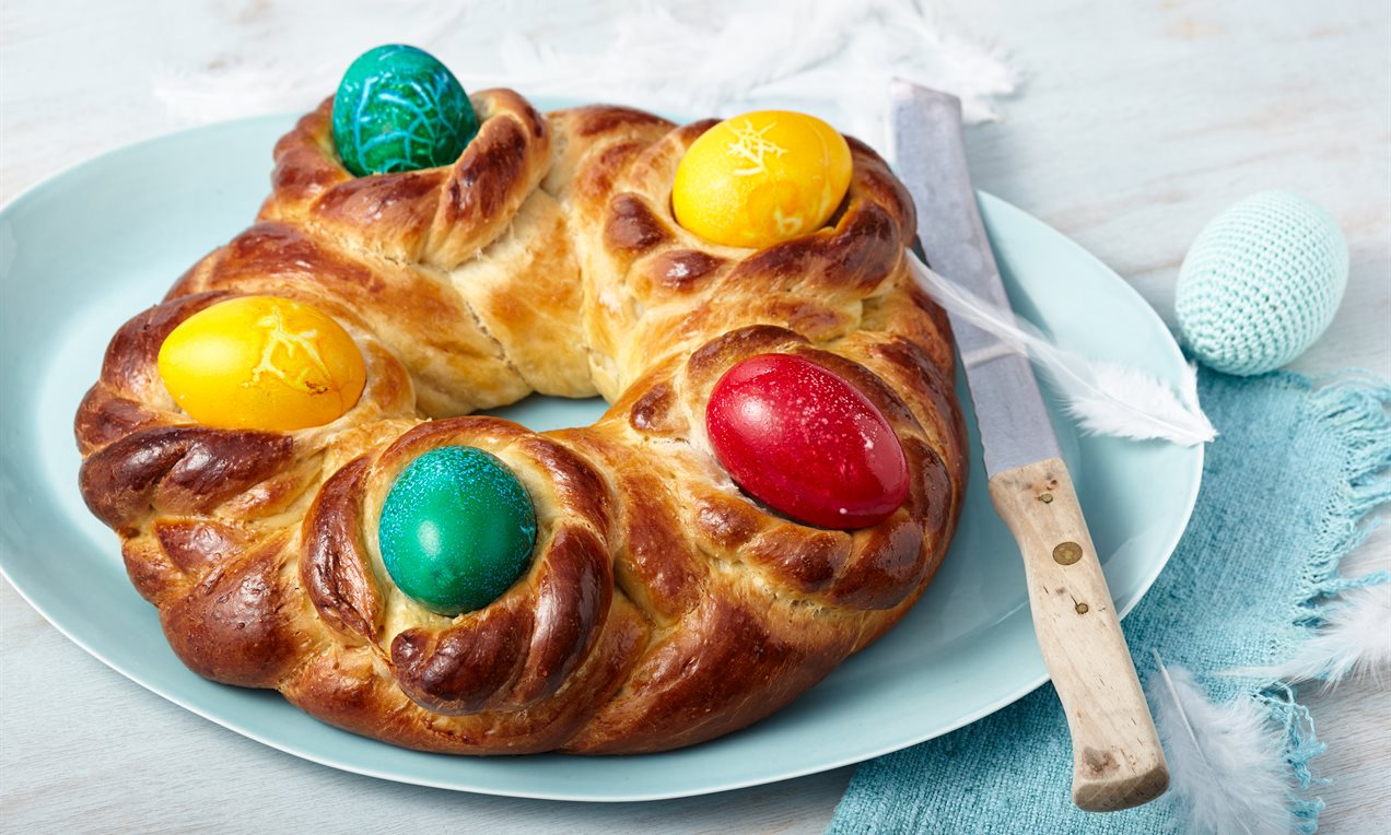 Süsslicher Osterkranz Rezept | Dr. Oetker