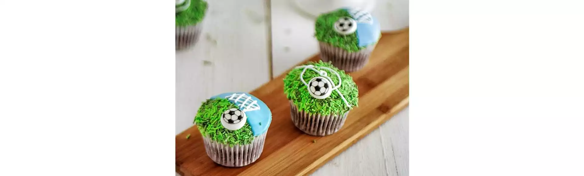 1 set de présentoir à gâteau à plusieurs niveaux sur le thème