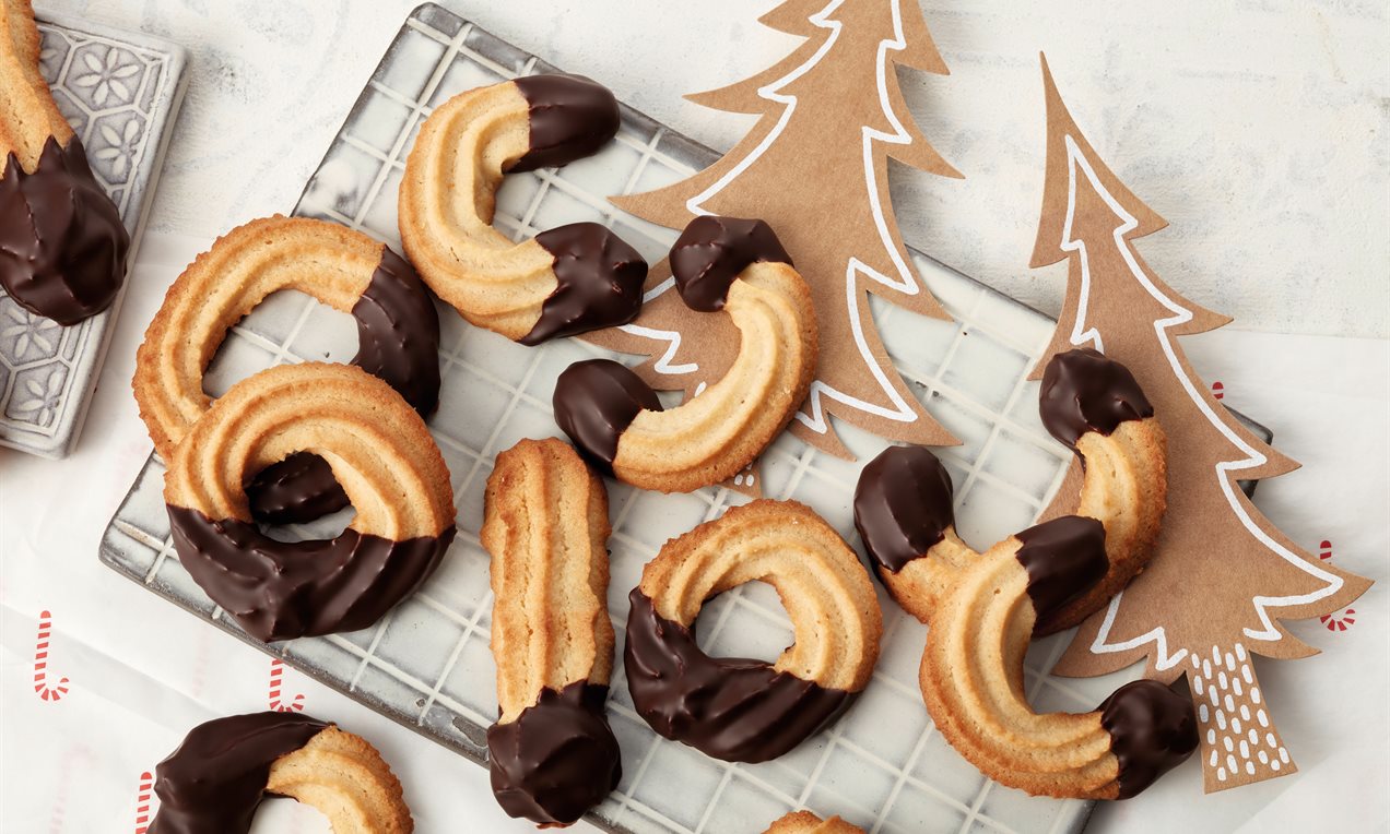 Spritzgebäck mit Marzipan Rezept | Dr. Oetker Spritzgebäck mit Marzipan Rezept | Dr. Oetker