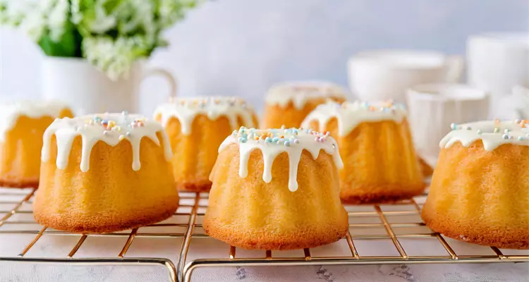 Mini Gugelhupfe Eierlikör
