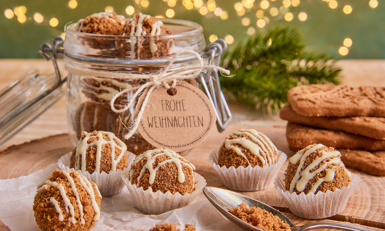 Marzipan-Spekulatius Kugeln Rezept | Dr. Oetker