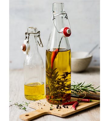 Mélange huile pimentée, préparation Maison pour huile piquante