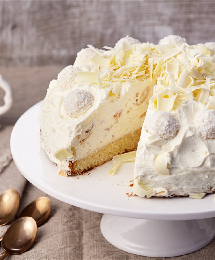 Raffaello Torte Dessert In Kuchenform: Luftige Raffaello Torte Mit Raffaello Torte Dessert In Kuchenform: Luftige Raffaello Torte Mit